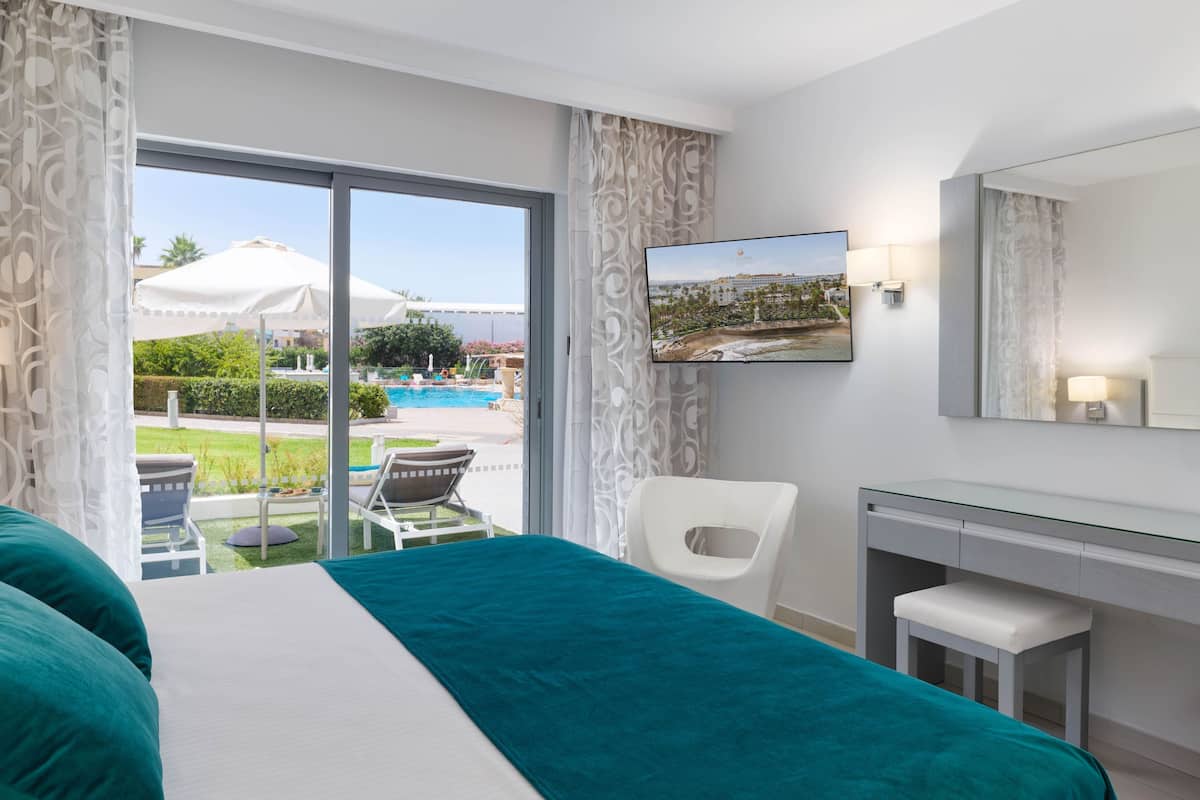 Suite | Caja de seguridad en la habitación, escritorio y wifi gratis