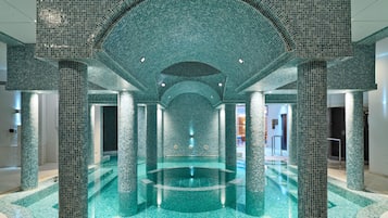 Indoor pool, 2 outdoor pools, sun loungers