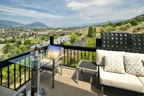 Suite, 1 letto queen, caminetto | Terrazza/patio