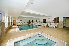 Indoor spa tub - Best Western Penn-Ohio Inn & Suites (Hubbard)