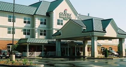 Country Inn & Suites by Radisson, Brockton (Boston), MA