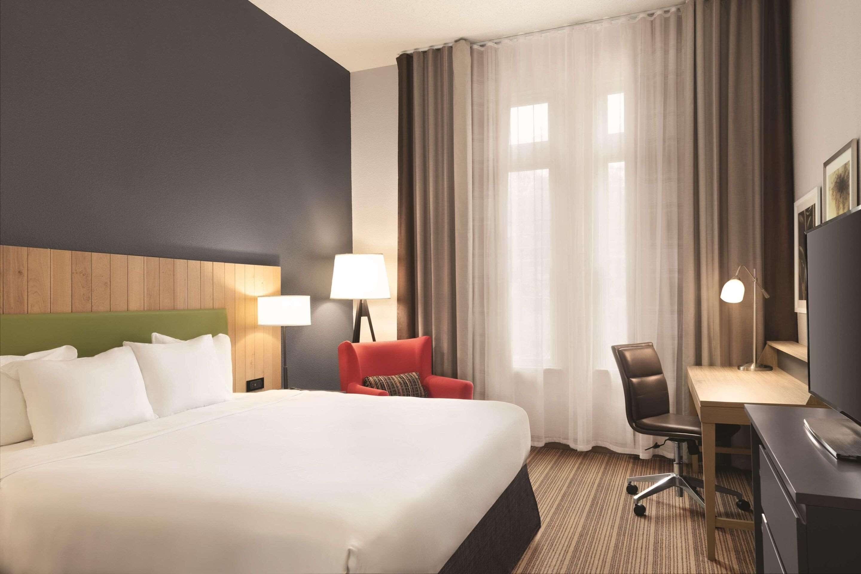 1 bedroom, desk, laptop workspace, blackout curtains