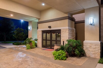 Hampton Inn & Suites Schertz