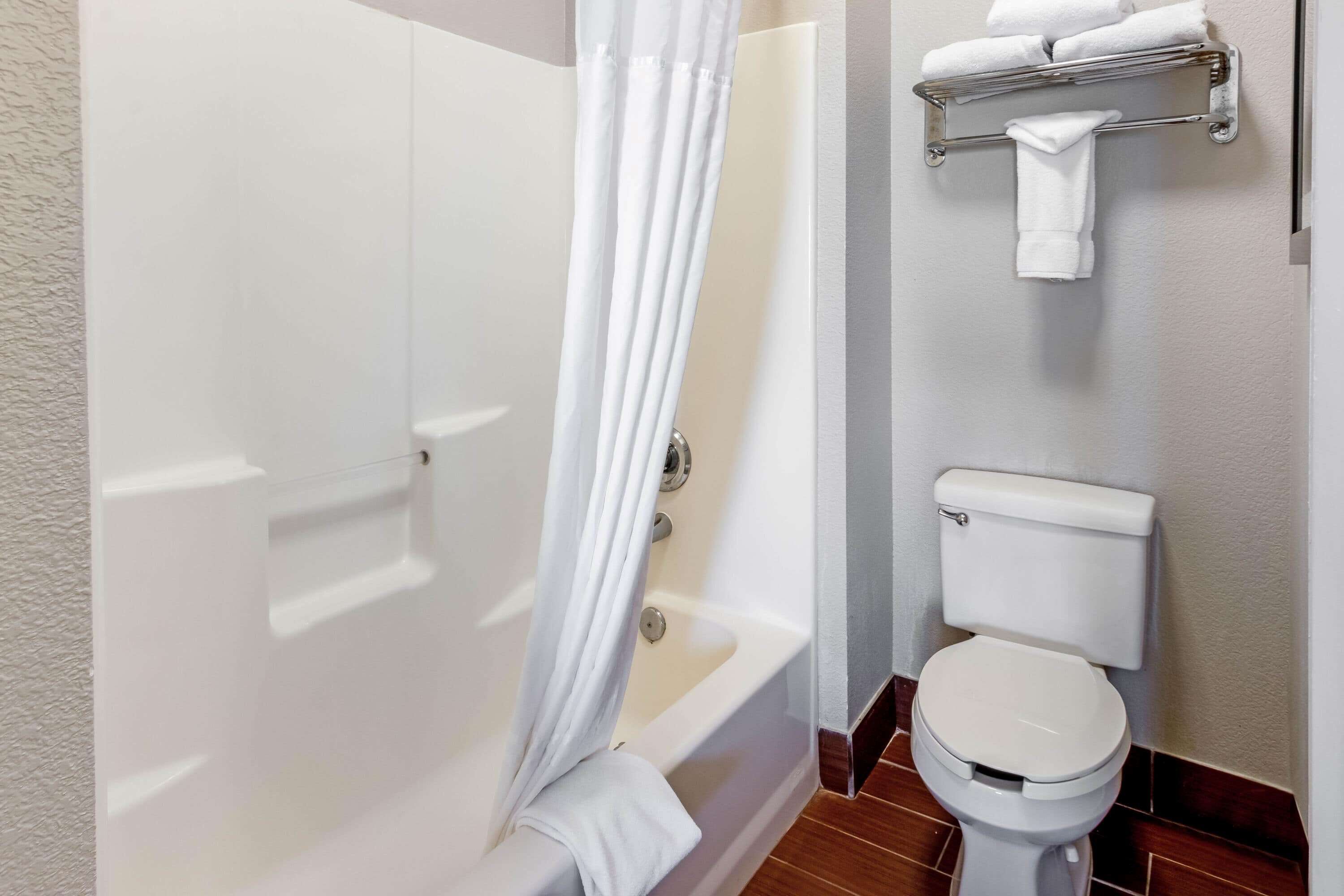Photo - La Quinta Inn & Suites by Wyndham Roswell
