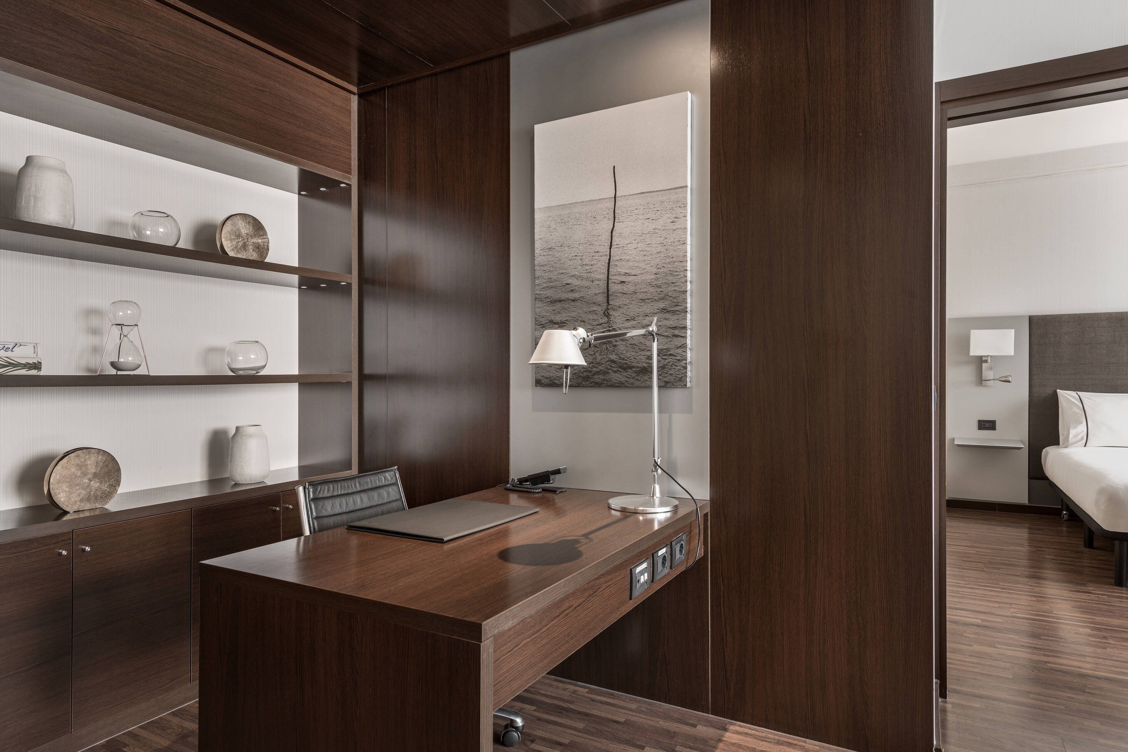 1 bedroom, egyptian cotton sheets, premium bedding, down duvets