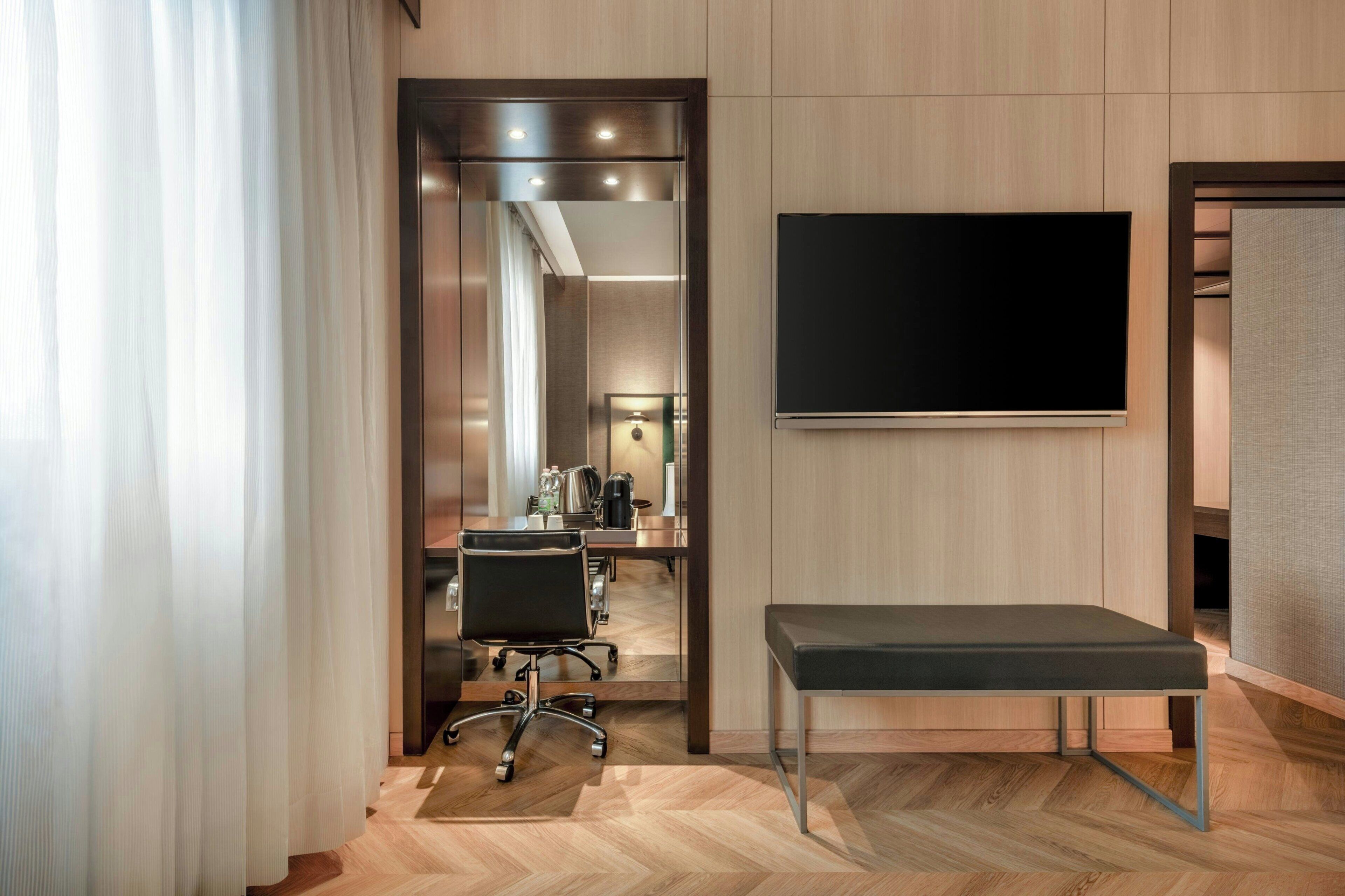 Photo - AC Hotel Bologna by Marriott