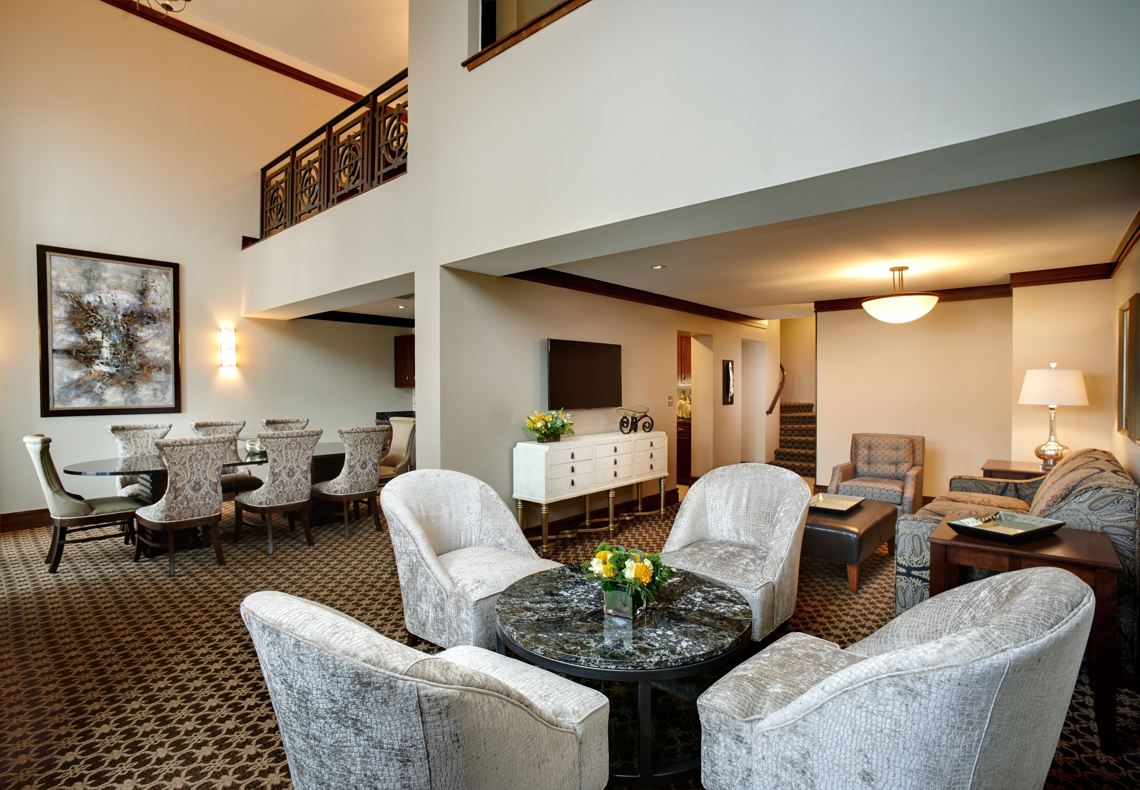 프레지덴셜 스위트 | 이집트산 면 시트, 고급 침구, 필로우탑 침대, 객실 내 금고