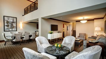 Presidential Suite | Egyptian cotton sheets, premium bedding, pillowtop beds, in-room safe