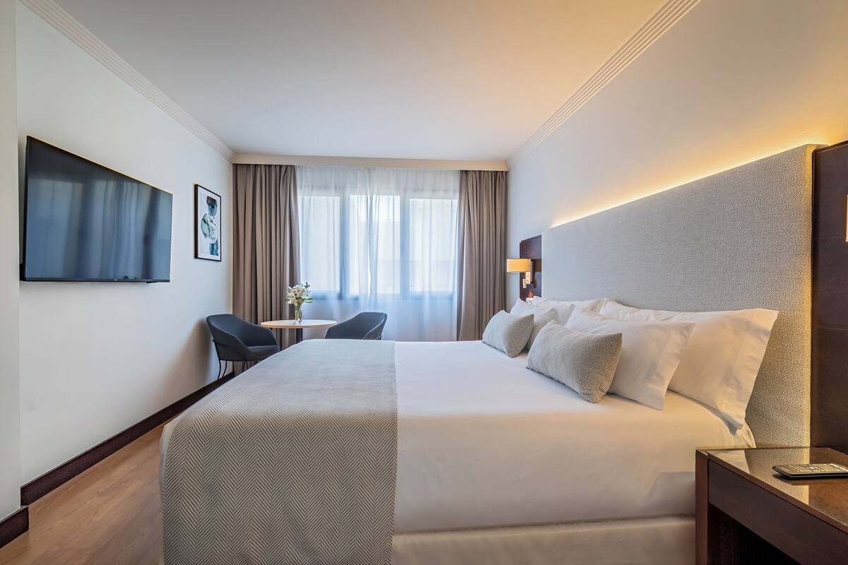 Minibar, in-room safe, desk, blackout curtains