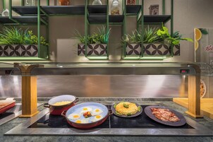 Daily buffet breakfast (EUR 14 per person)