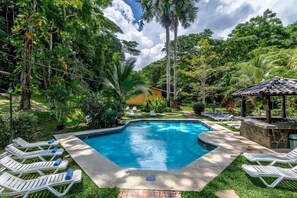 2 outdoor pools, sun loungers