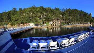 Private beach, sun loungers, beach umbrellas, beach towels