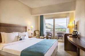 Minibar, in-room safe, desk, blackout curtains