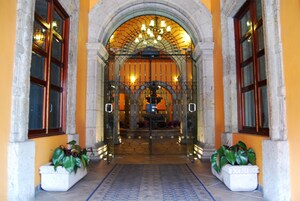 Entrada al alojamiento