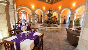 Se sirven desayunos, almuerzos y cenas