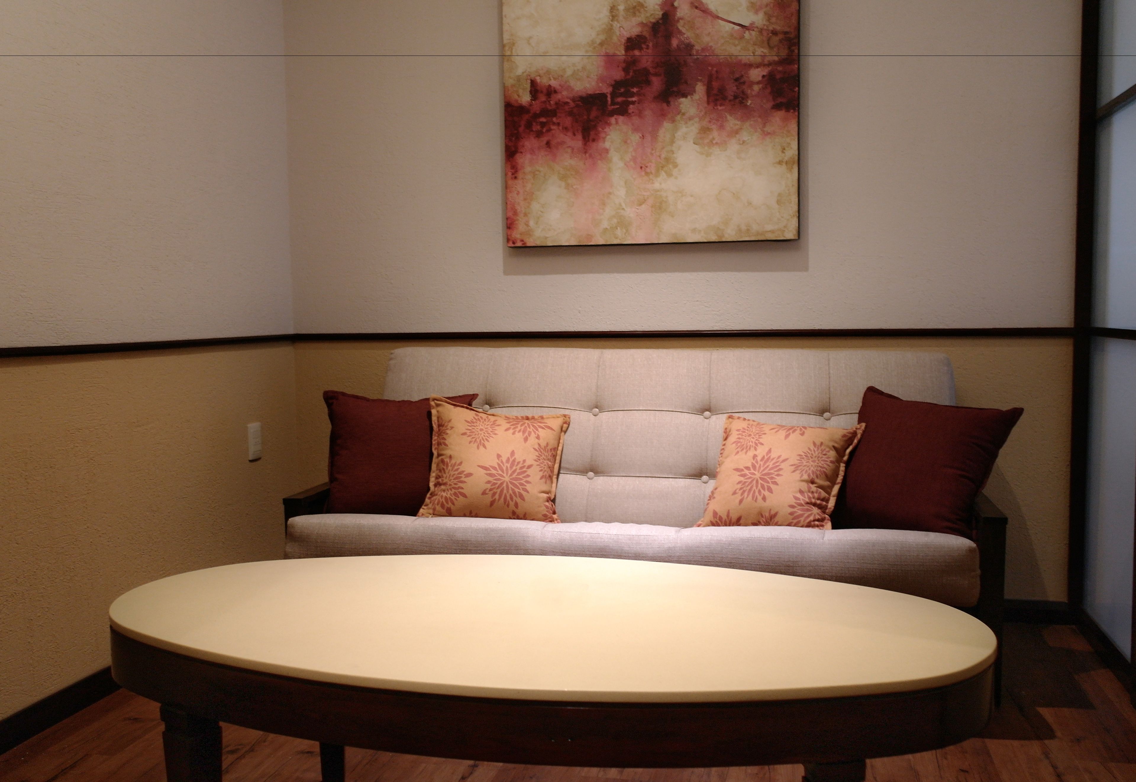 suite | living room | 43-inch flat-screen tv with cable channels, tv