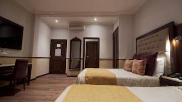 Standard Room, 2 Double Beds | 1 bedroom, premium bedding, in-room safe, desk