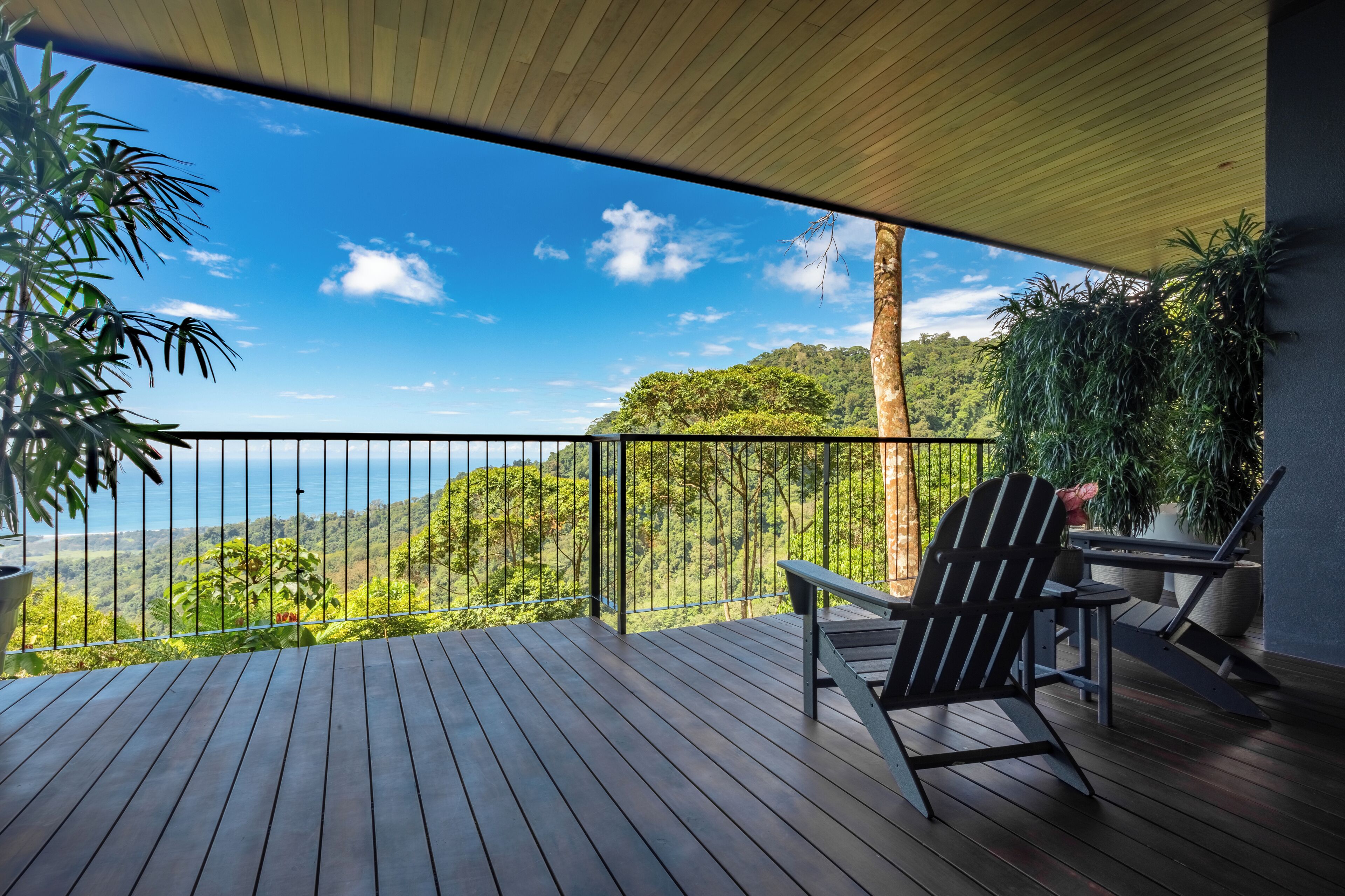 Casa de lujo en un árbol, 1 cama de matrimonio grande, balcón, vistas al mar | Terraza o patio