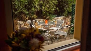 Kamar Keluarga, 2 kamar tidur, teras | Pemandangan dari kamar