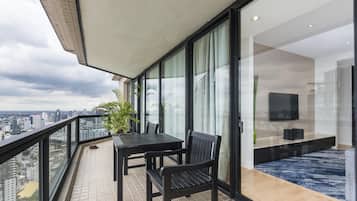 Two Bedroom Executive Suite | Terrace/patio