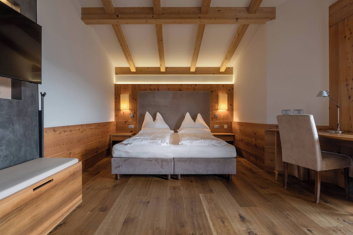 Suite Presile | 2 bedrooms, hypo-allergenic bedding, in-room safe, desk