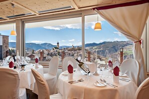 Breakfast, lunch, dinner served; Regional cuisine  - Hotel Emmy - five elements (Fie allo Sciliar)