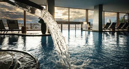 Hotel Emmy - five elements
