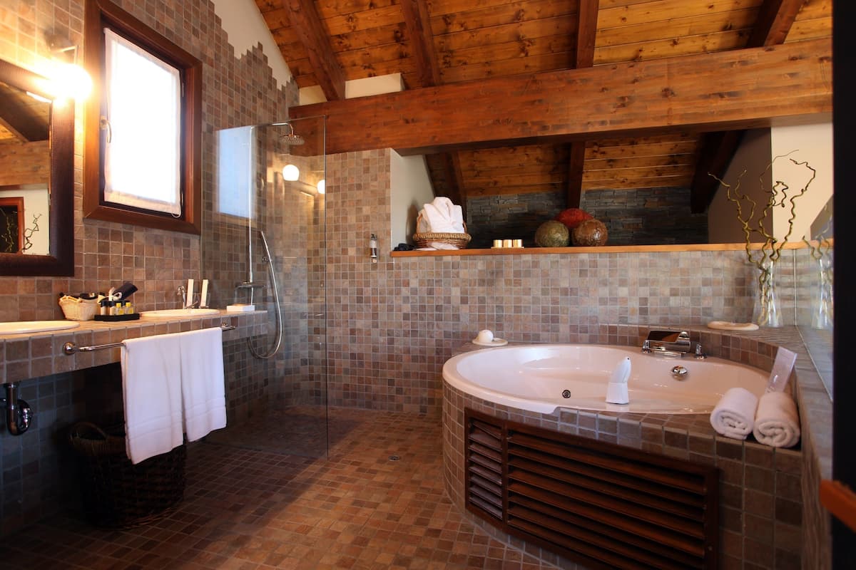 free toiletries, hair dryer, bathrobes, slippers