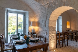 2 ristoranti, aperti a cena, cucina italiana