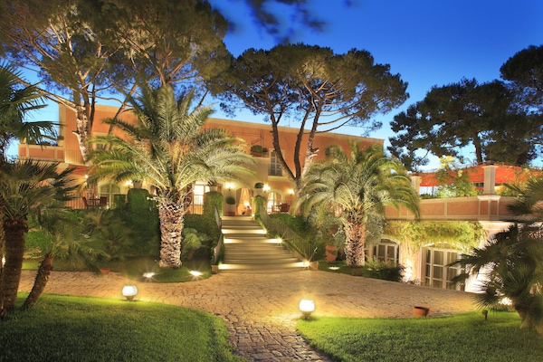 Façade de lâhĂ©bergement - soirĂ©e/nuit