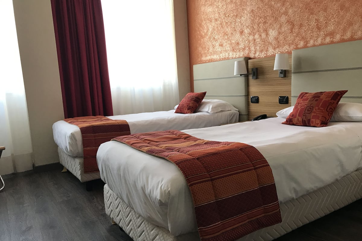 1 bedroom, premium bedding, down comforters, in-room safe