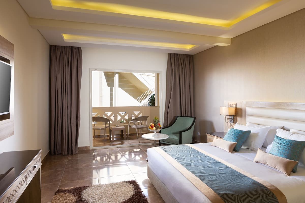 Ropa de cama hipoalergénica y minibar
