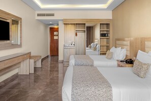 Hypoallergeen beddengoed, een minibar, een kluis op de kamer, een bureau