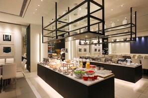 Daily full breakfast for a fee - JinJiang Metropolo Hua Ting Guest House (Shanghai)