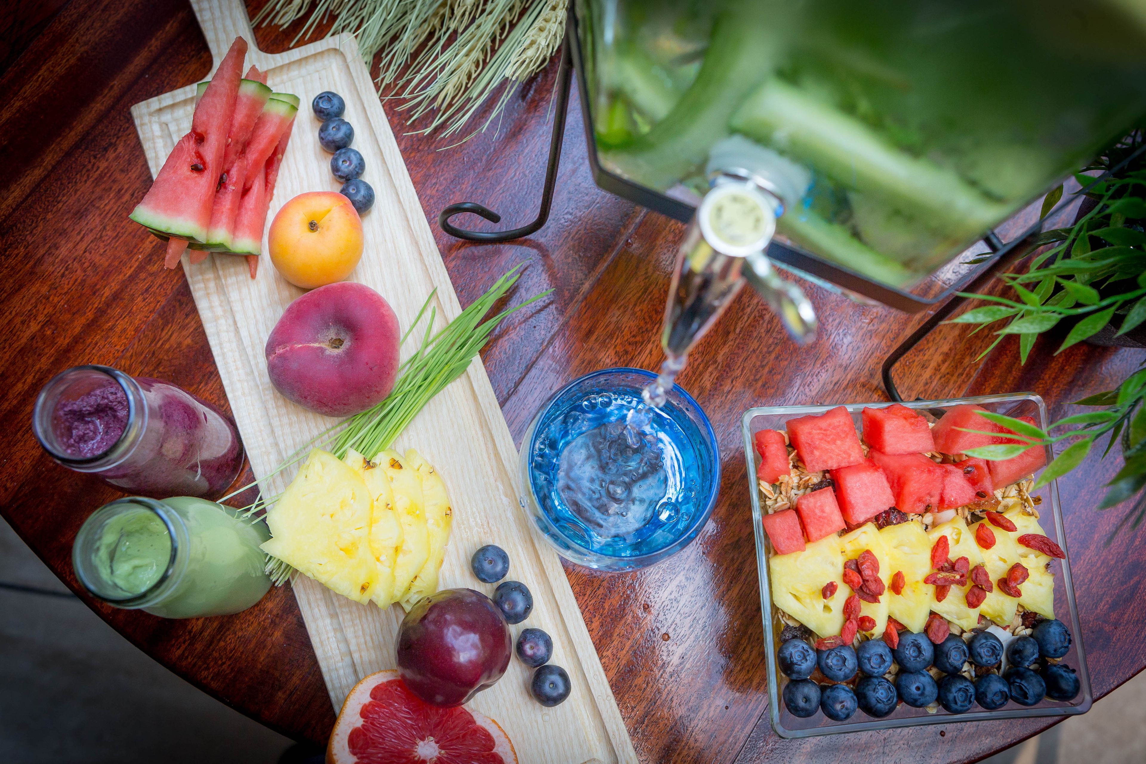 daily full breakfast (eur 16 per person)