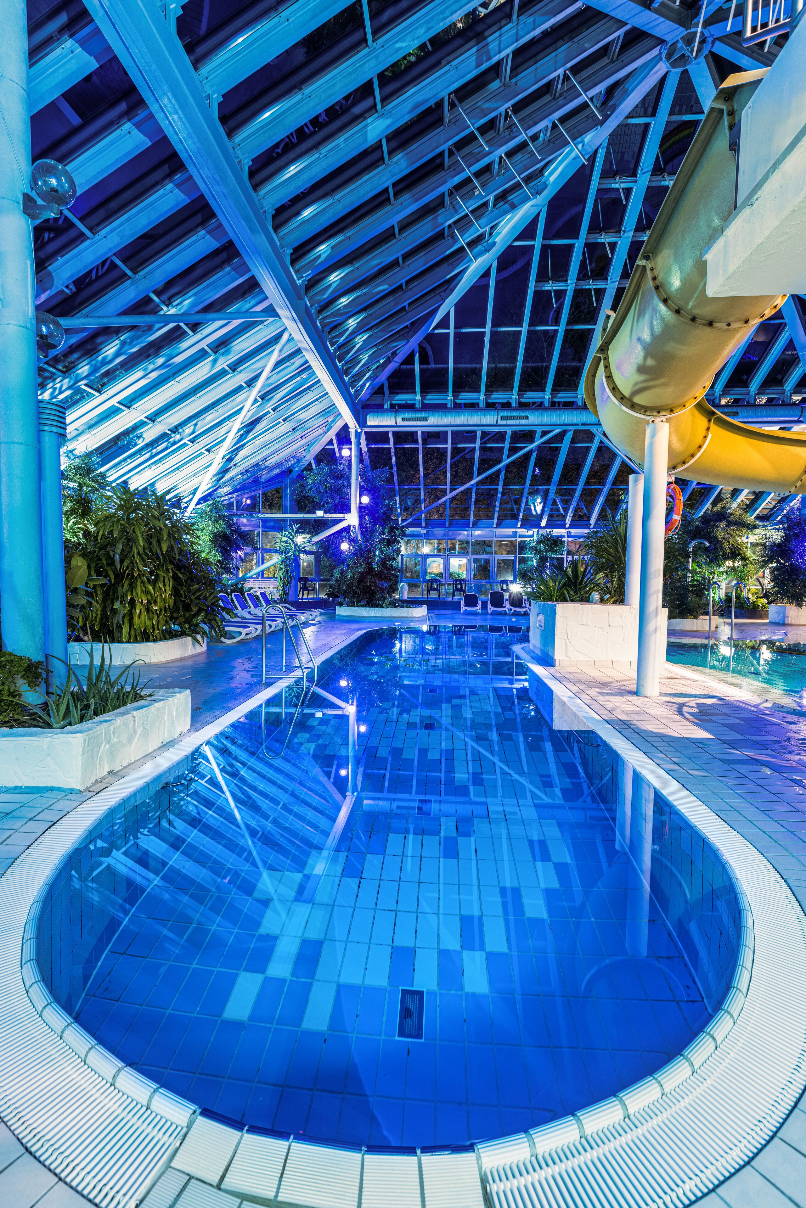 indoor pool, pool loungers