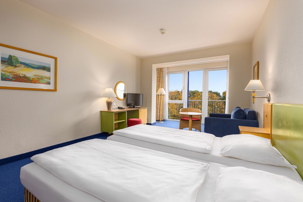 Standard Double Room | 1 bedroom, hypo-allergenic bedding, desk, soundproofing