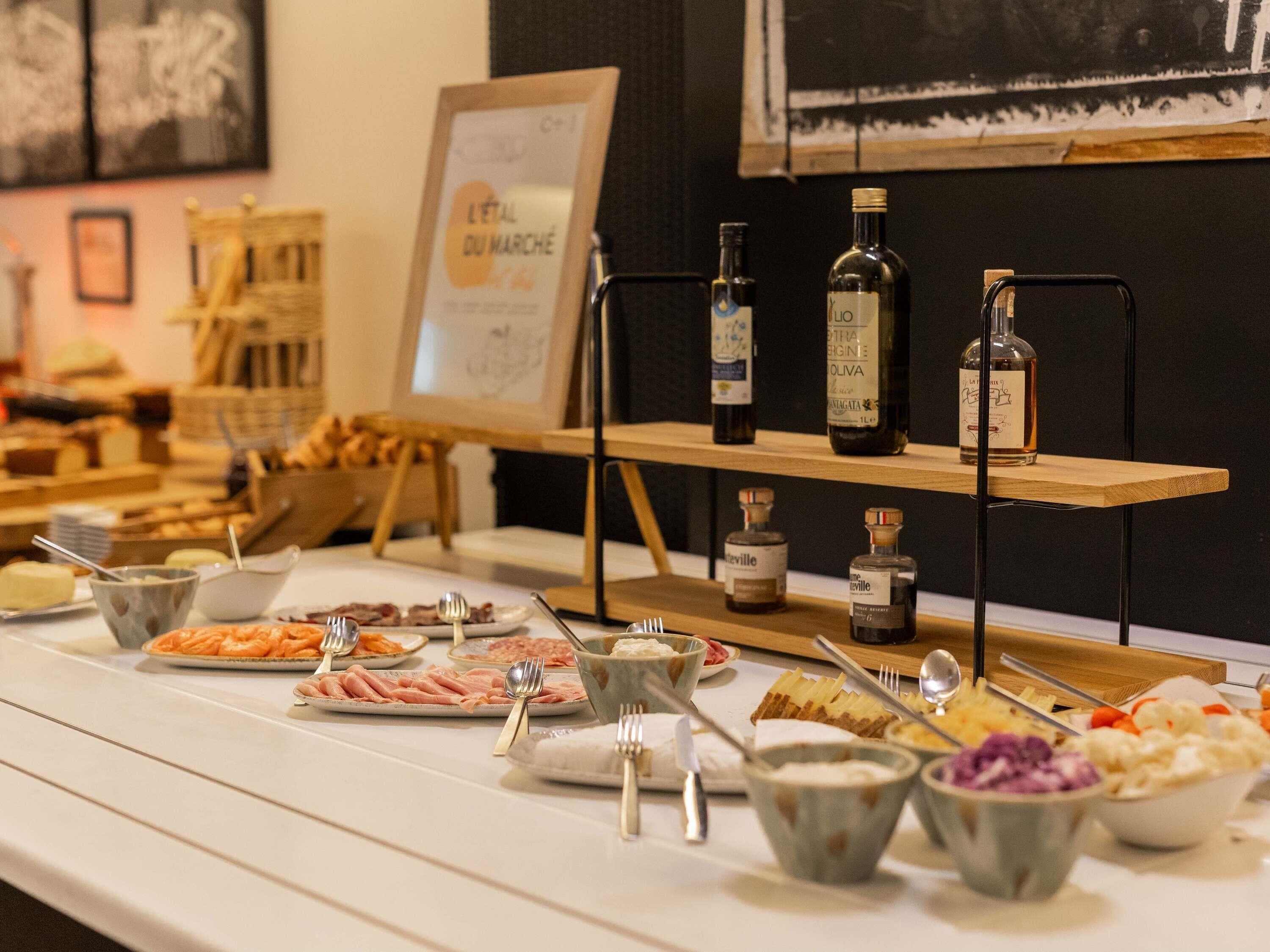 daily buffet breakfast (eur 25 per person)