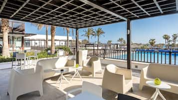 Pool views, open select days