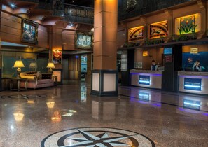 Reception - Swiss International Palace Hotel Manama (Manama)