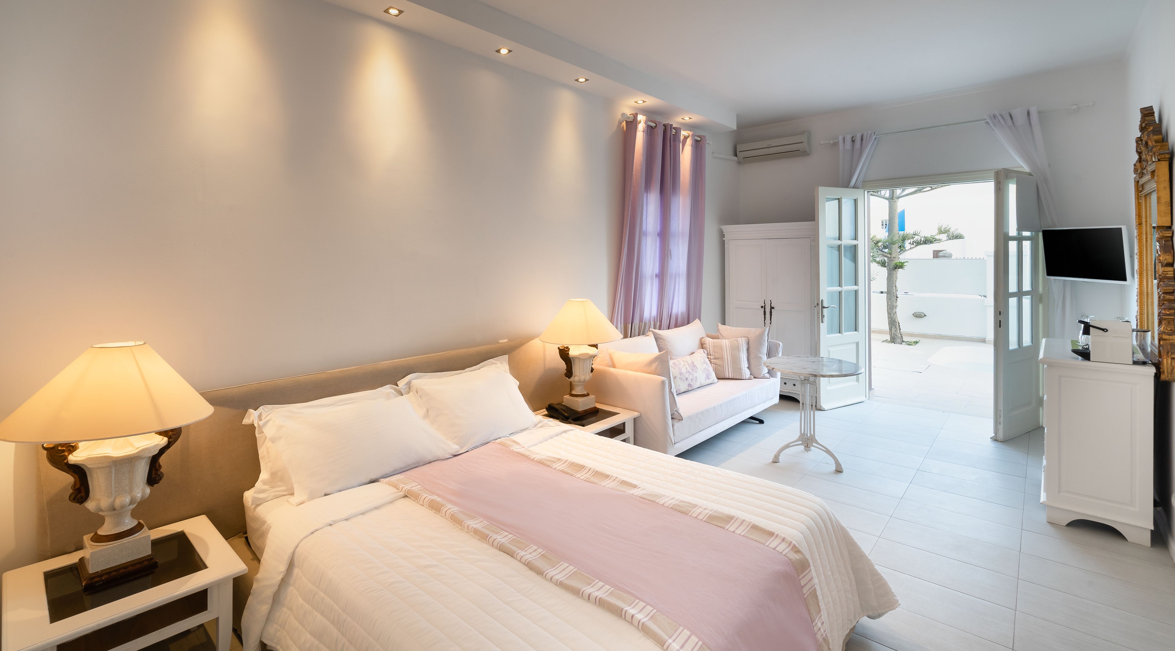 Photo - La Maltese Caldera Concept