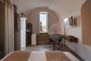 Suite de luna de miel, hidromasaje, vista al mar (Caldera View) | Detalle interior