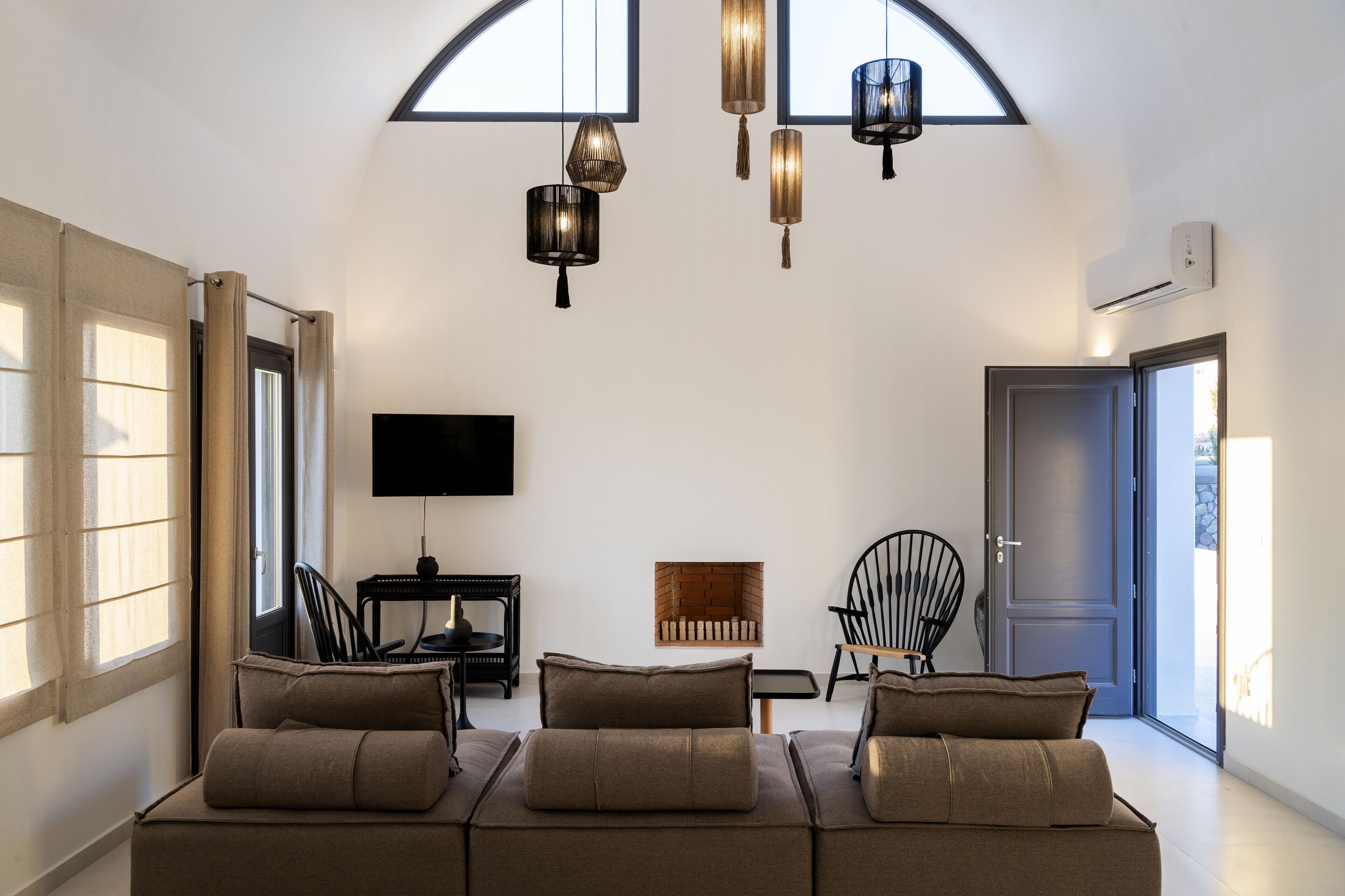 Photo - La Maltese Caldera Concept