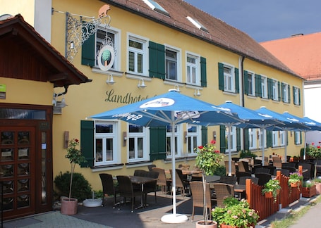 Terrasse/Patio. Landhotel Zum Böhm