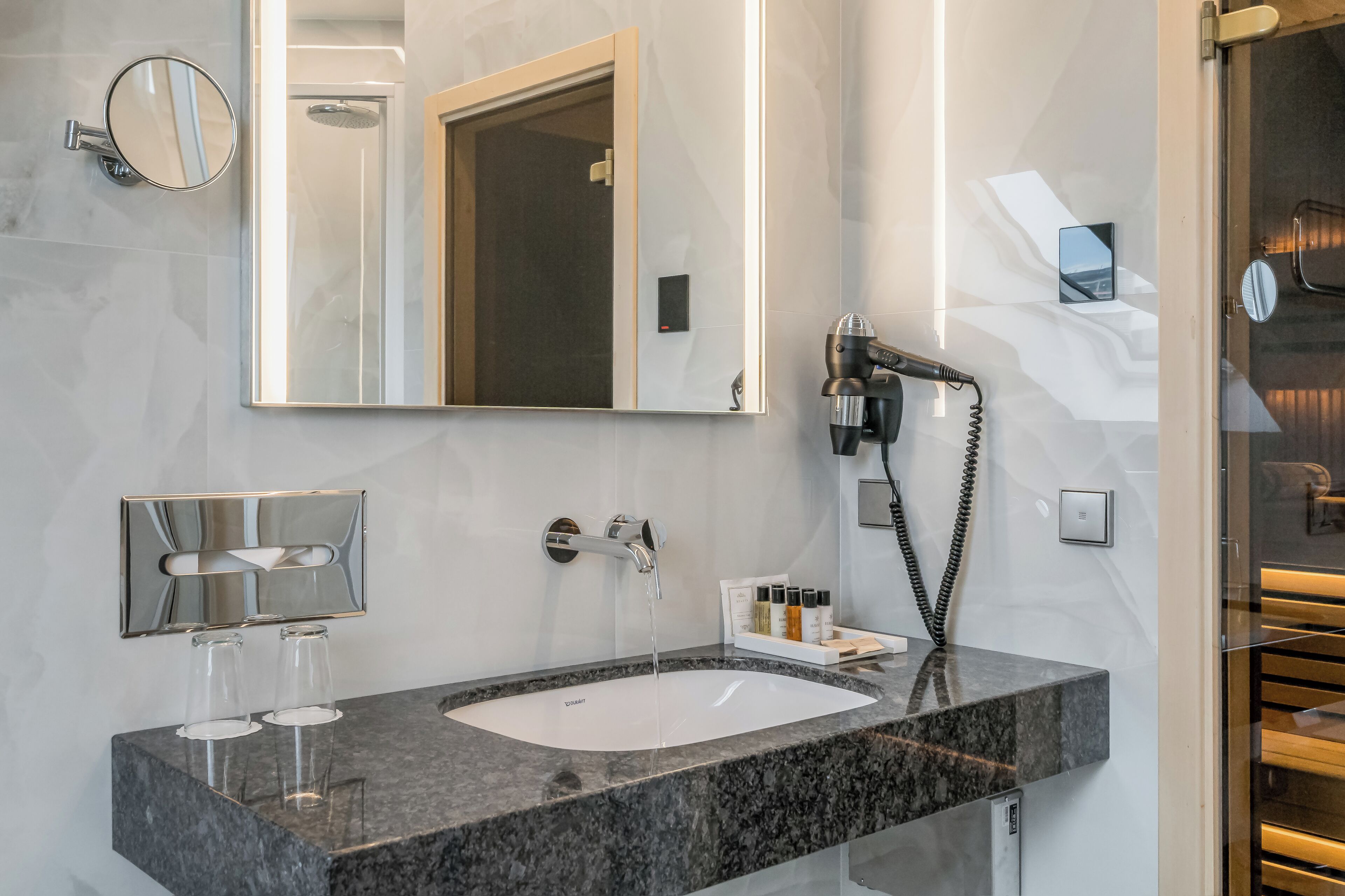 Photo - Congress Hotel