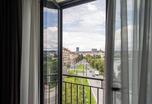 1 bilik tidur, peralatan tempat tidur hipoalergenik, bar mini 