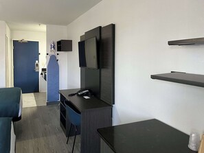 Standard Room, 2 Queen Beds, Non Smoking, Refrigerator & Microwave | Premium bedding, desk, blackout drapes, iron/ironing board - Studio 6 Suites Delano, CA (Delano)