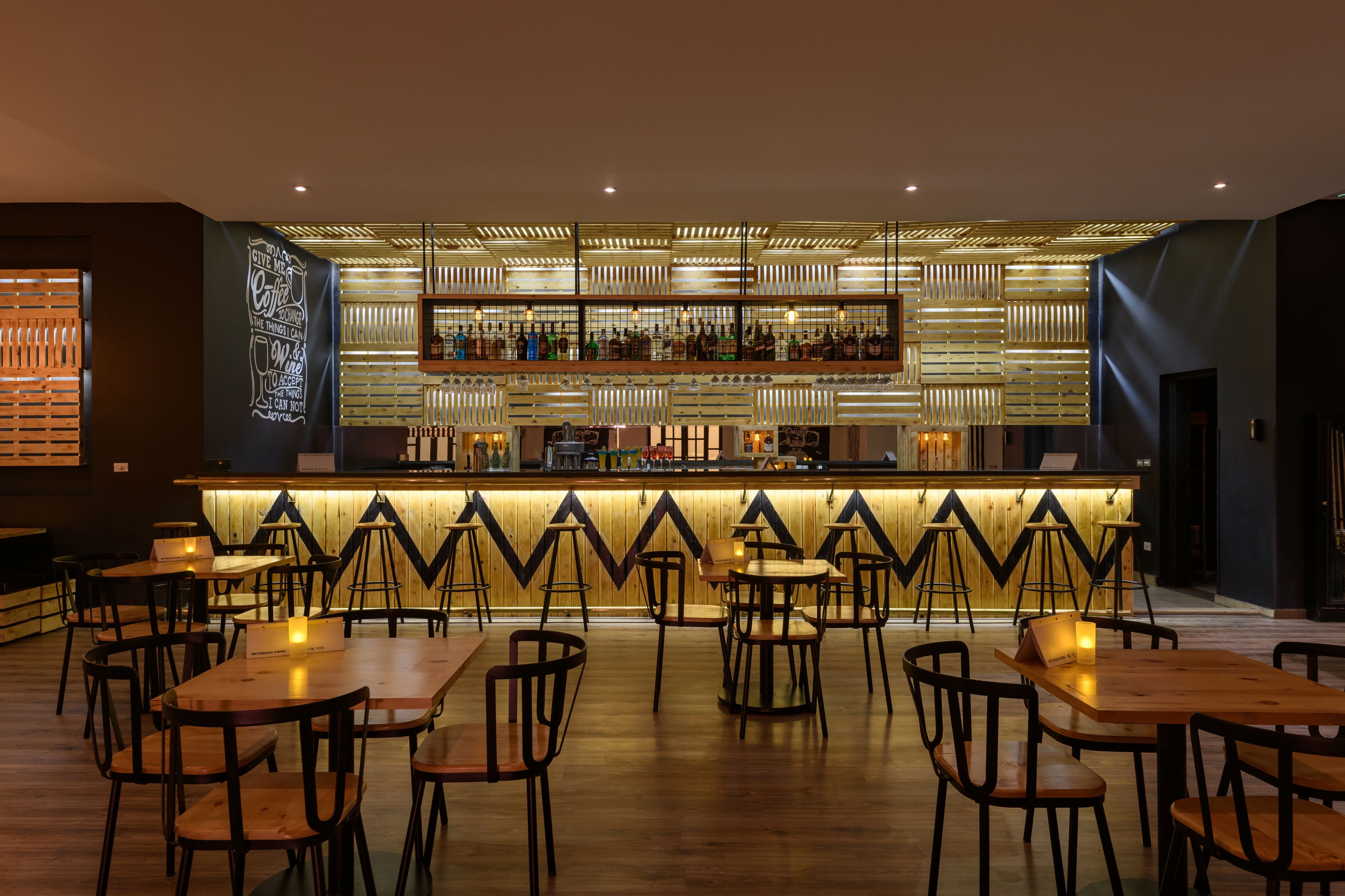 9 bars/lounges, 4 beach bars, swim-up bar, poolside bar