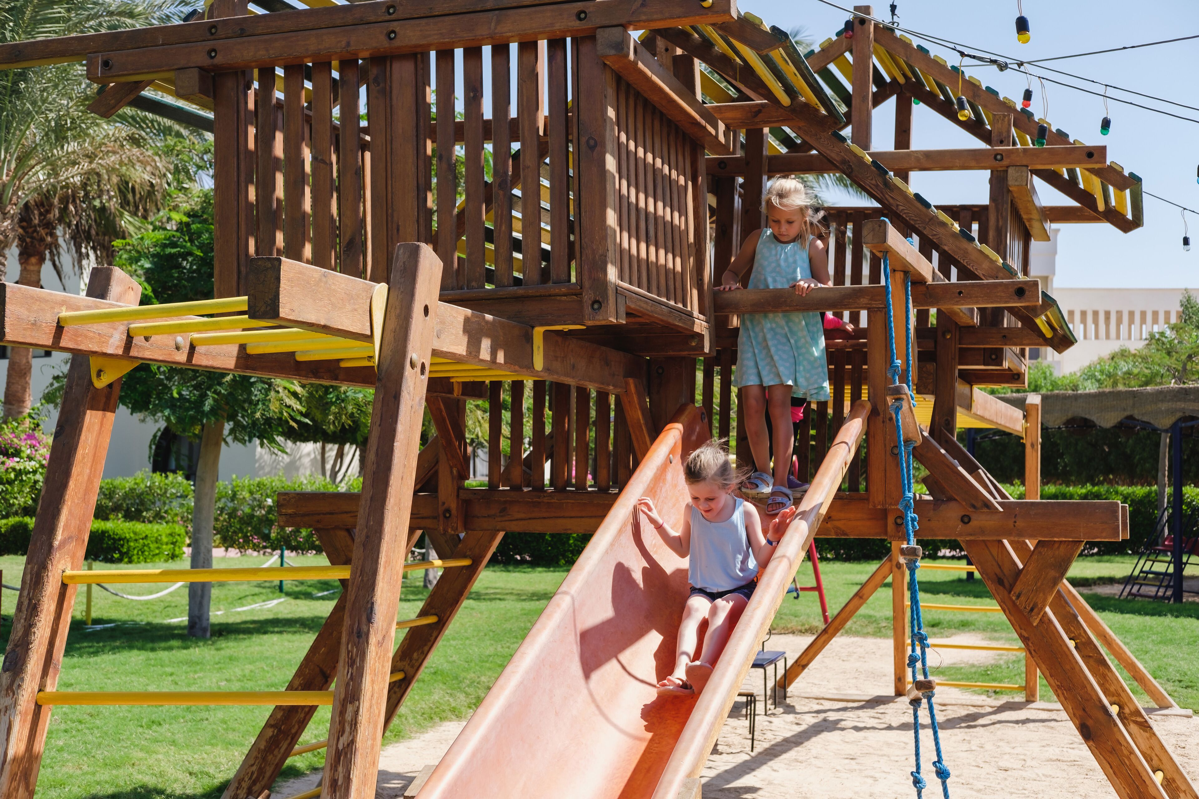 children’s play area – outdoor