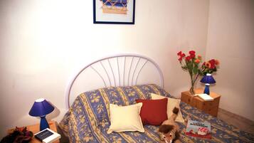 Een strijkplank/strijkijzer